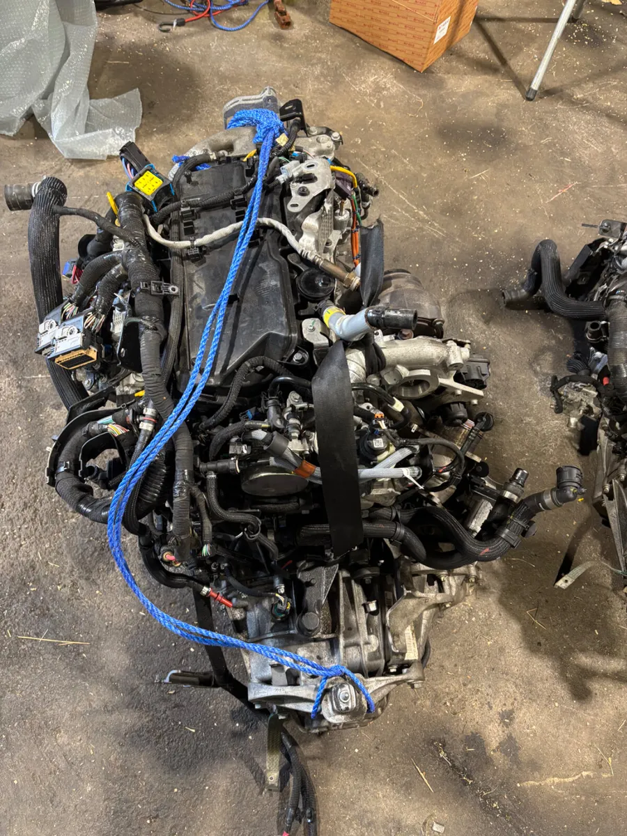 2L  Renault traffic engine & box - Image 2