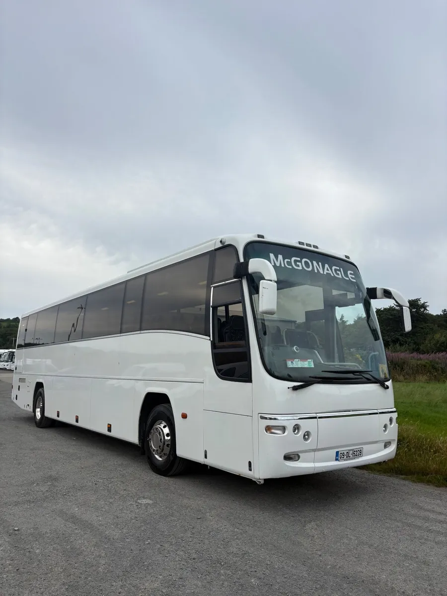 Plaxton Panther - 61 Seater - Image 1