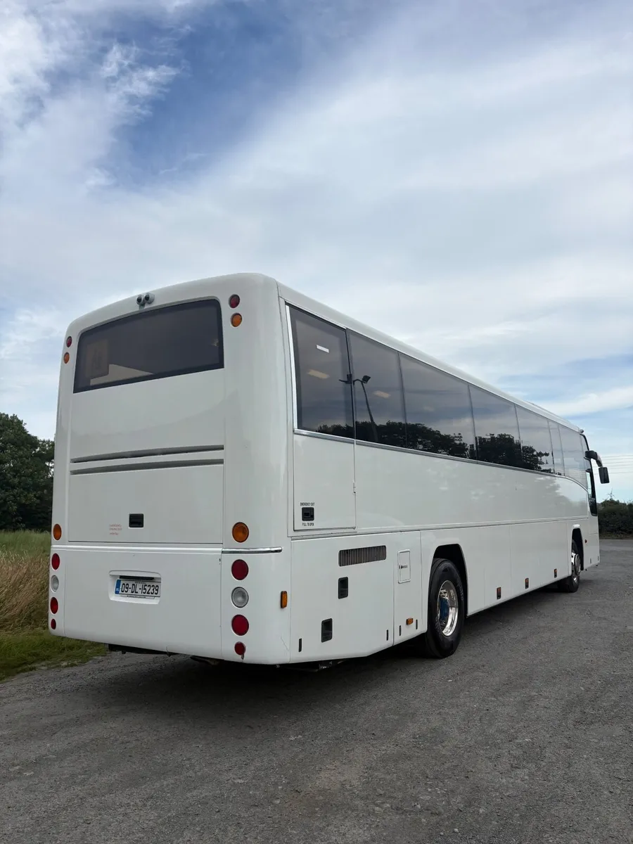 Plaxton Panther - 61 Seater - Image 2