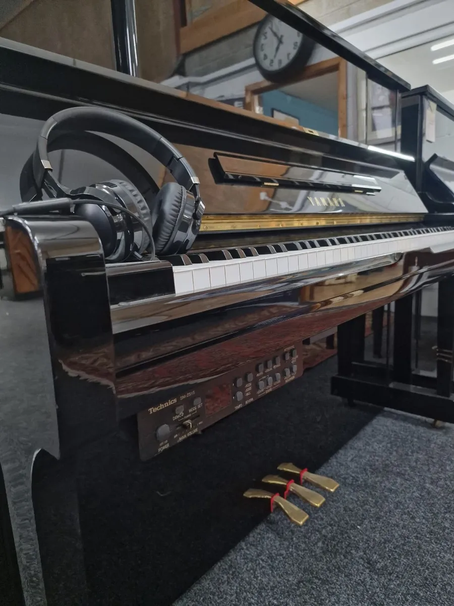Yamaha UX-1 Silent Upright Piano | c.1986 - Image 1