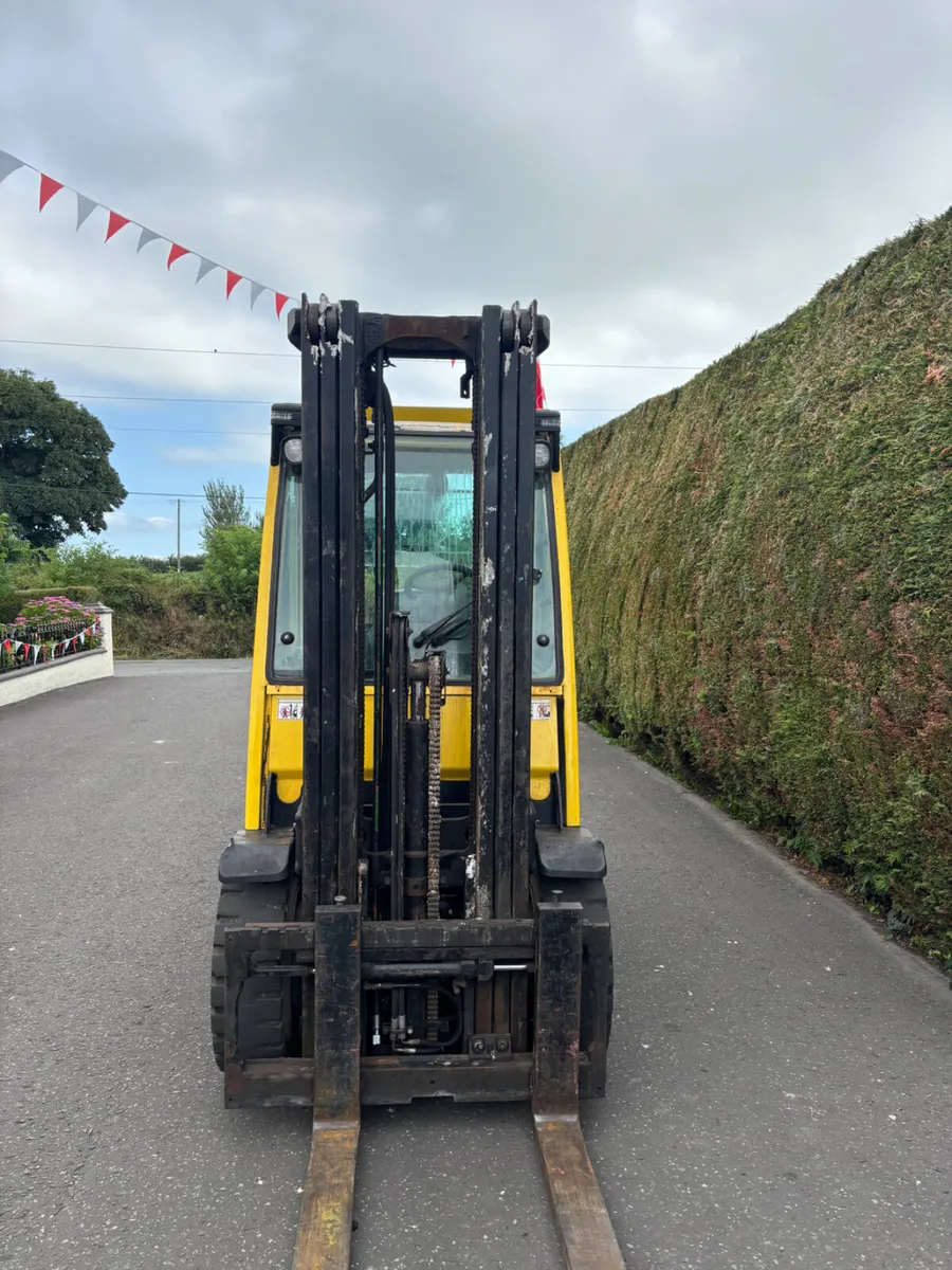 Hyster 3 ton diesel forklift - Image 3