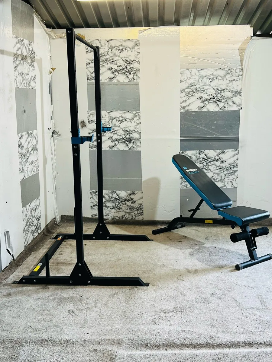 ADJUSTABLE WEIGHT BENCH WITH SQUAT RACK - Image 3