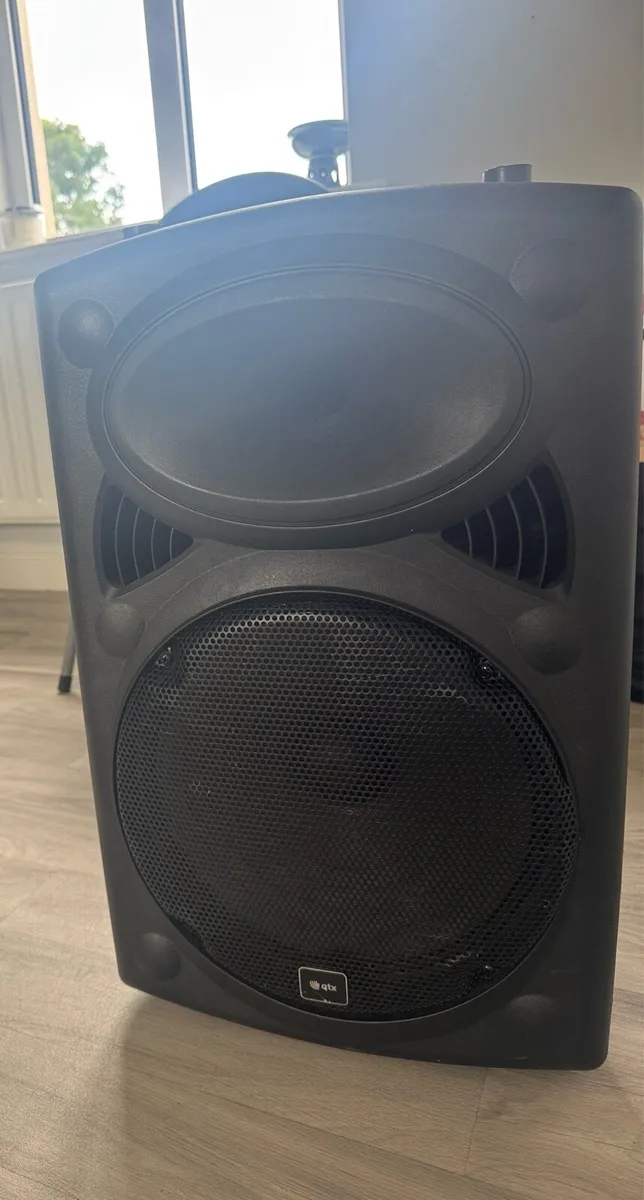 QTX QR12PA Portable PA Speaker - Image 1