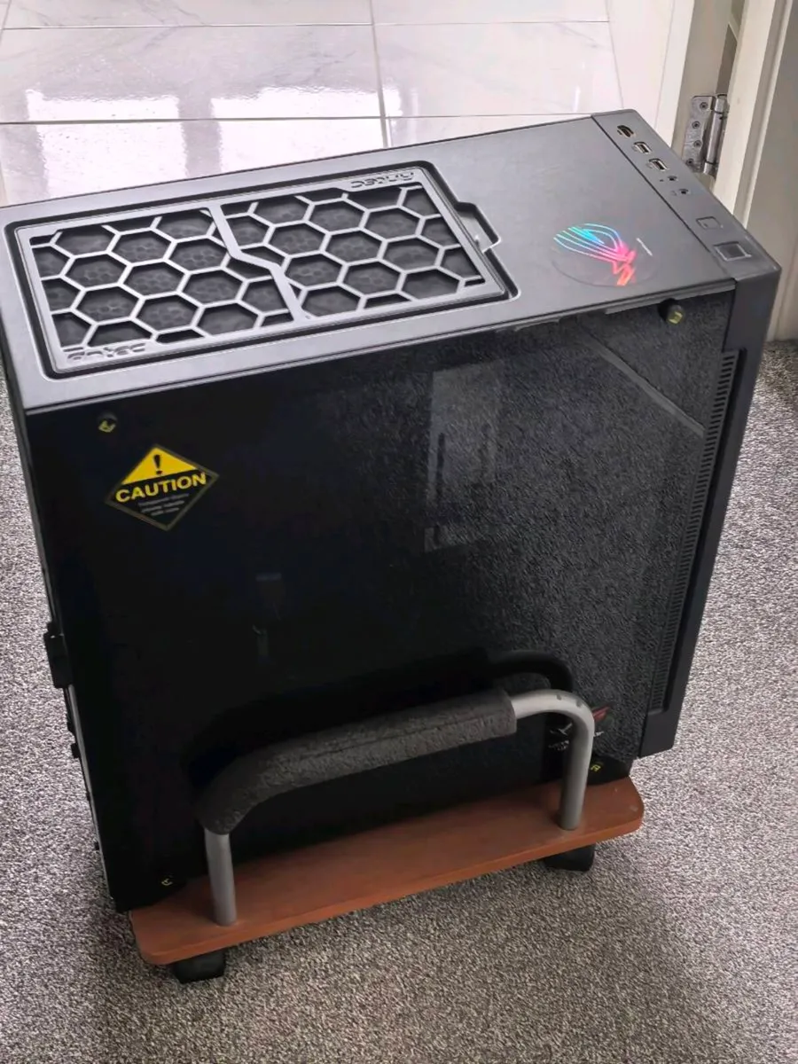 ATX pc chassis - Image 1