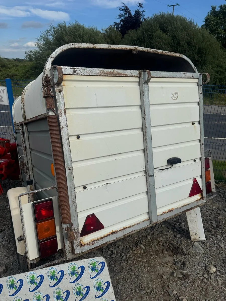 Single Axle Sheep/Calf Trailer - Image 1