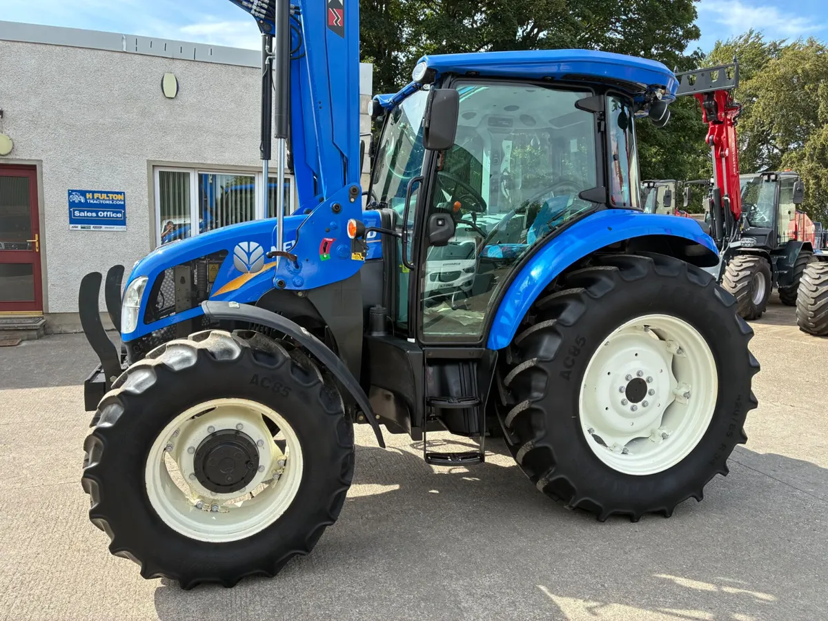 New Holland TD5.105 - Image 1