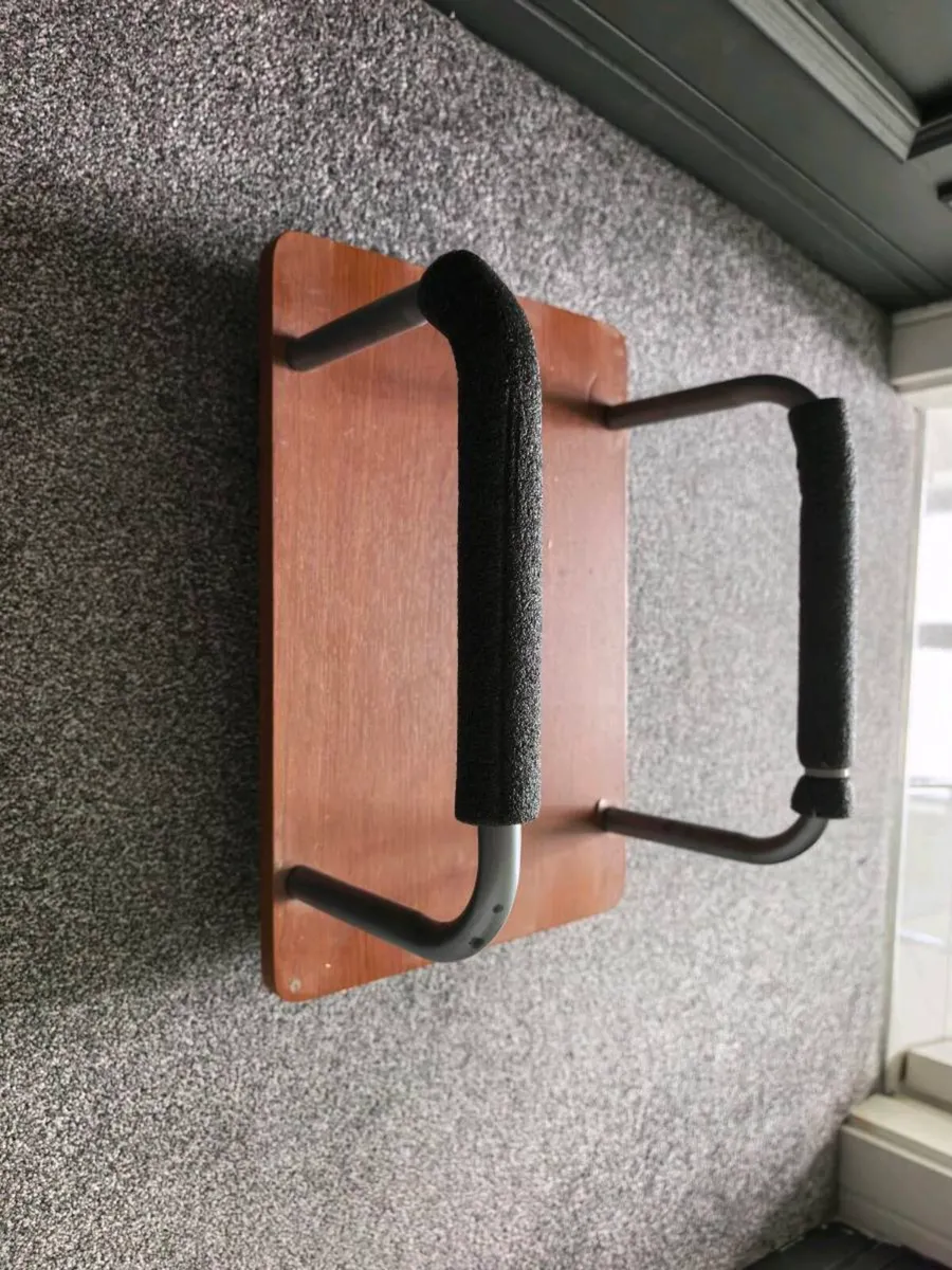 pc holder - Image 1