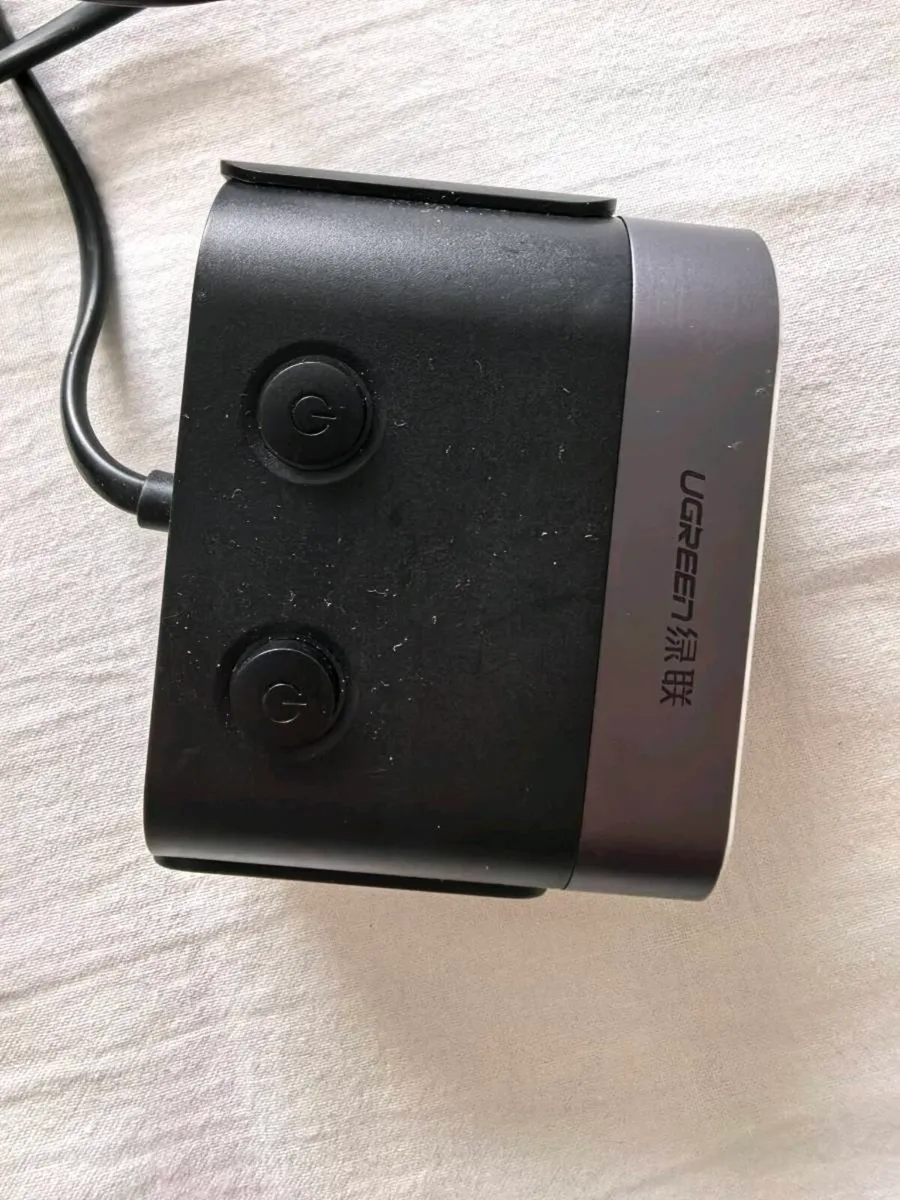 dual cigarette lighter port - Image 1