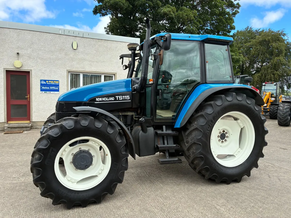 New Holland TS115 - Image 1