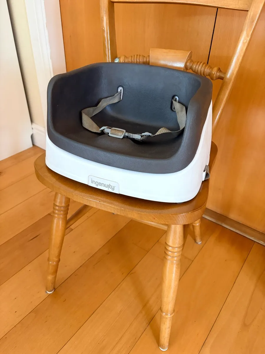 Dining booster seat - Image 1