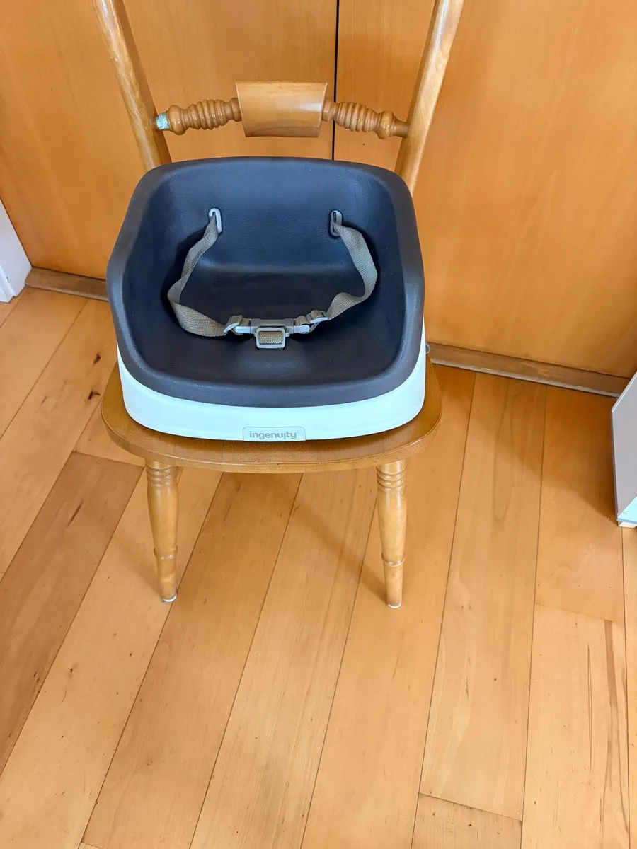 Dining booster seat - Image 2