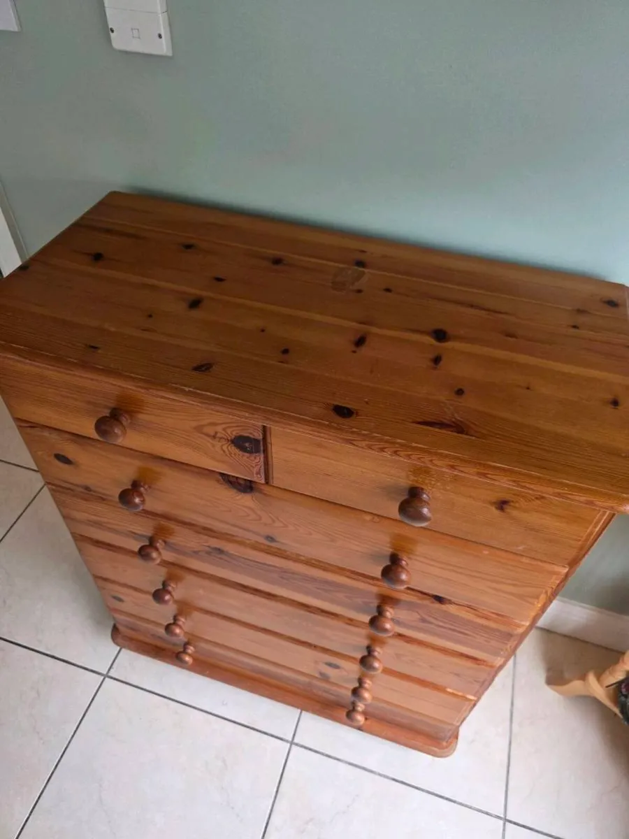 Pine Chest of drawers - Image 2