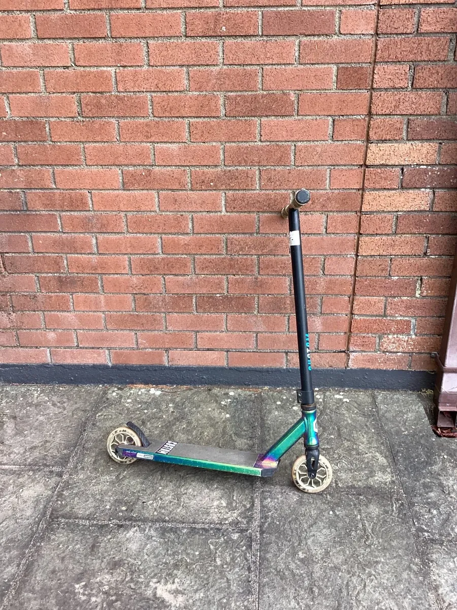 Scooter - Image 1