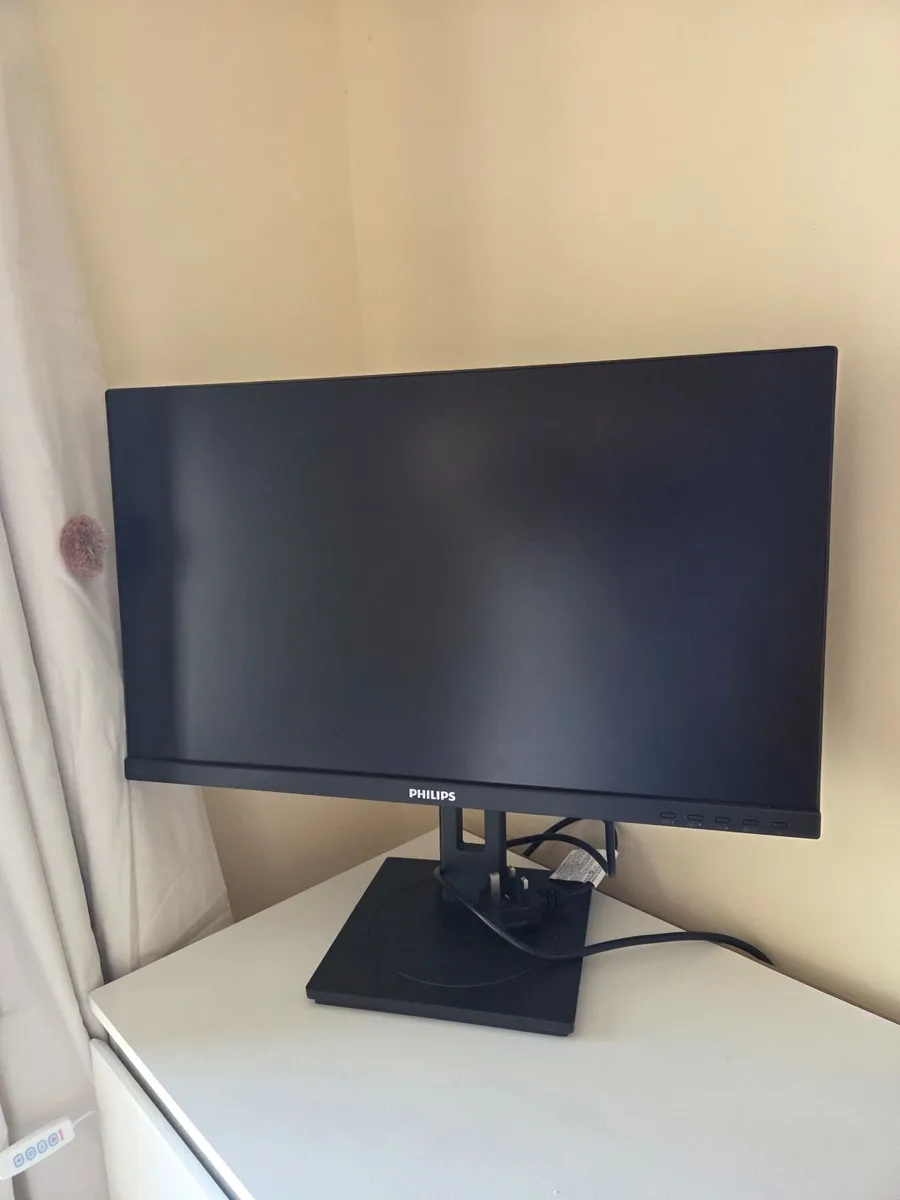 Philips 243S1 24" IPS USB-C Monitor – Height Adjus - Image 1