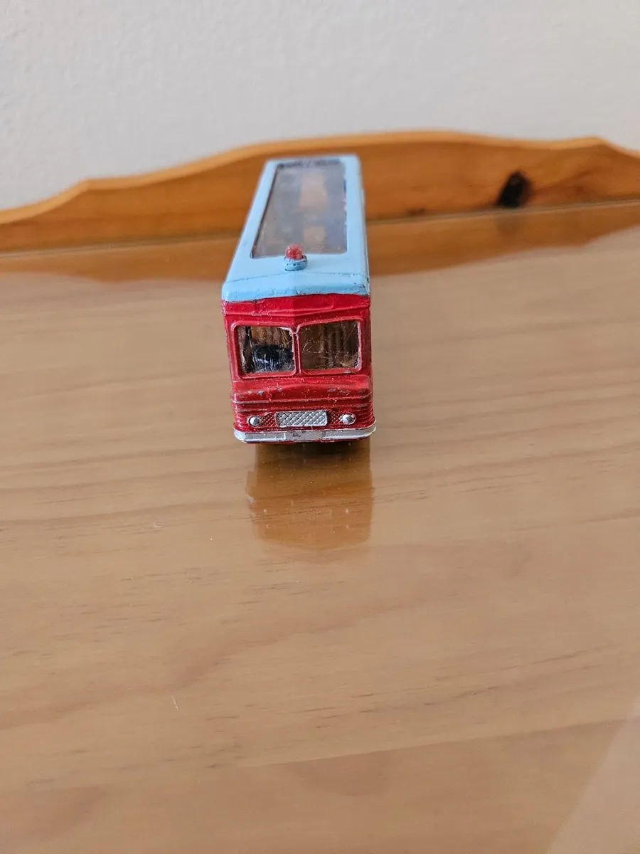 Dinky Code3 Chipperfields Circus Truck - Image 2