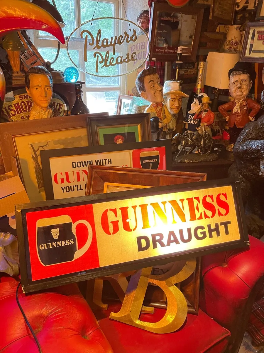 Irish pub memorabilia - Image 2