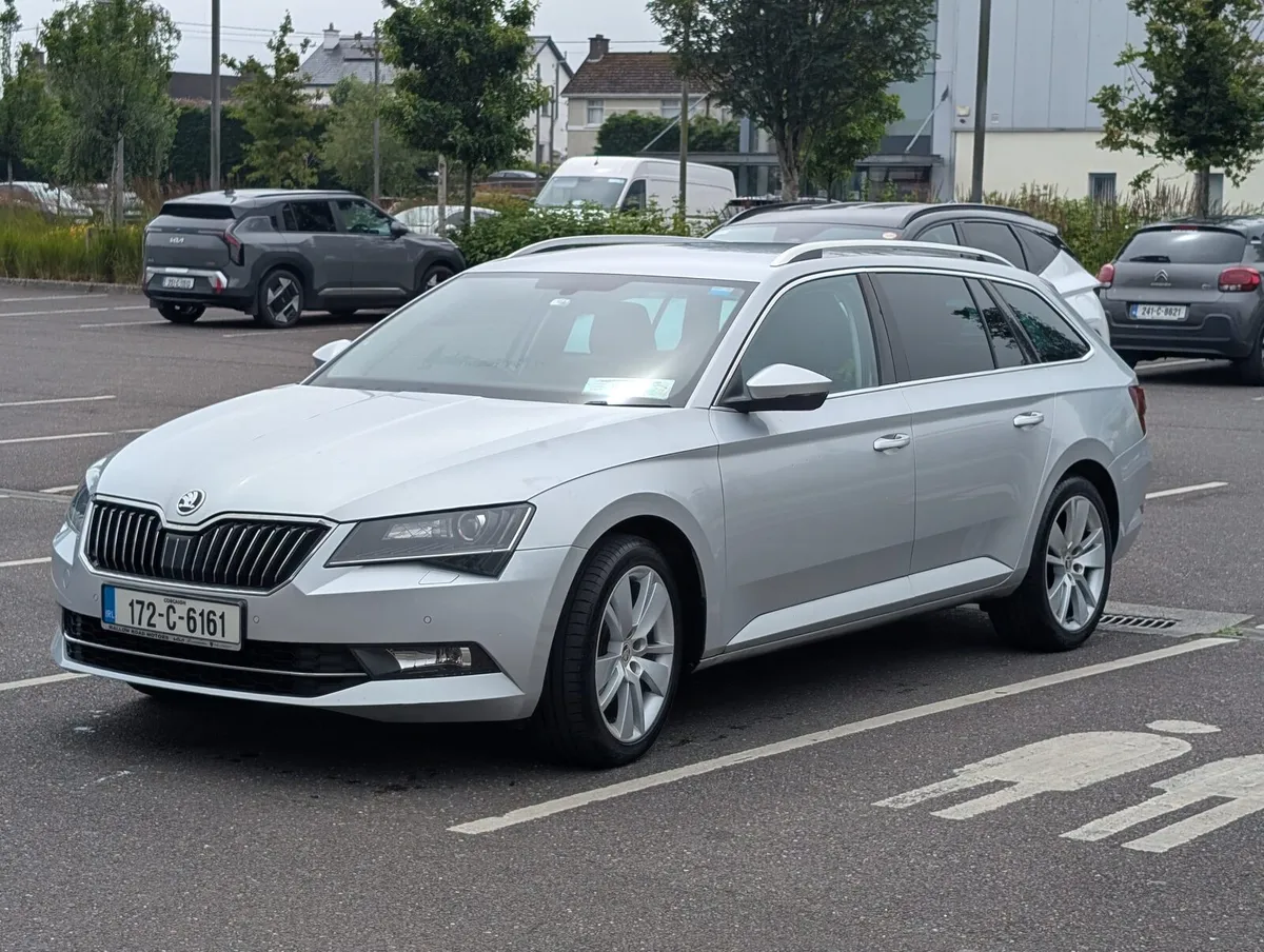 Skoda Superb Executive Estate