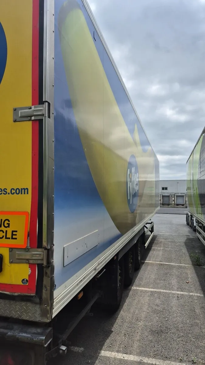 Gray & Adam’s Refrigerated Trailer. - Image 4
