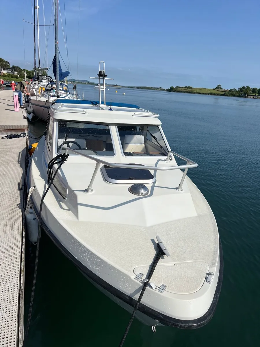 Flipper 620C motorboat / Yamaha F115 EFI - Image 4