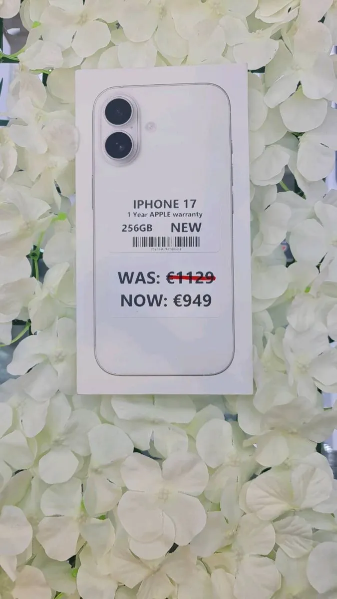 Iphone 17 256gb new 1 year apple warranty