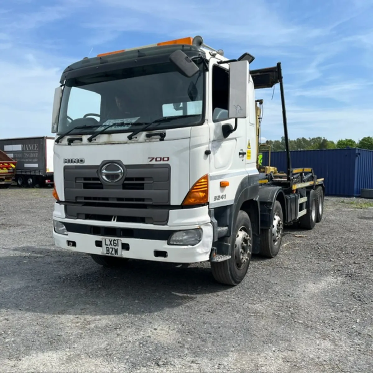 truck - Image 1