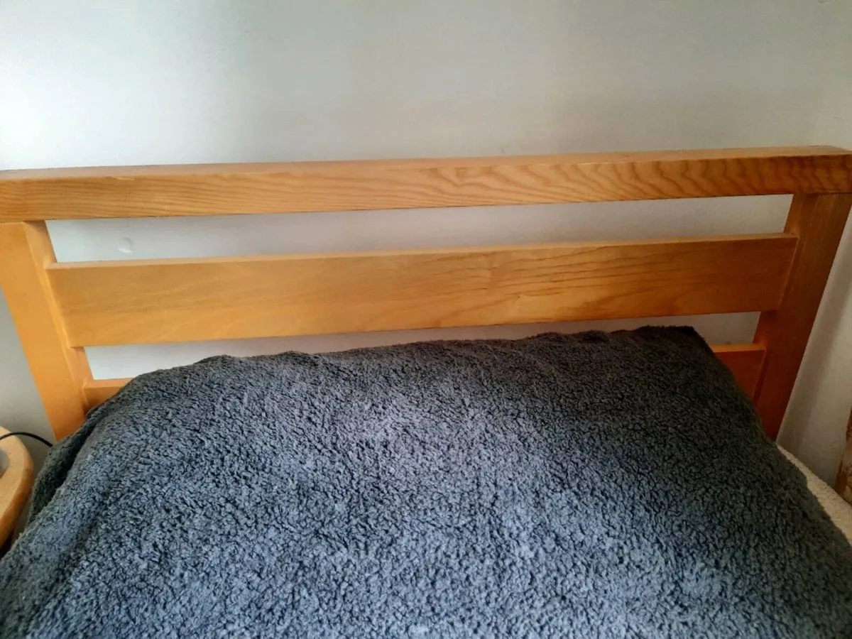 Single  bed - Image 2