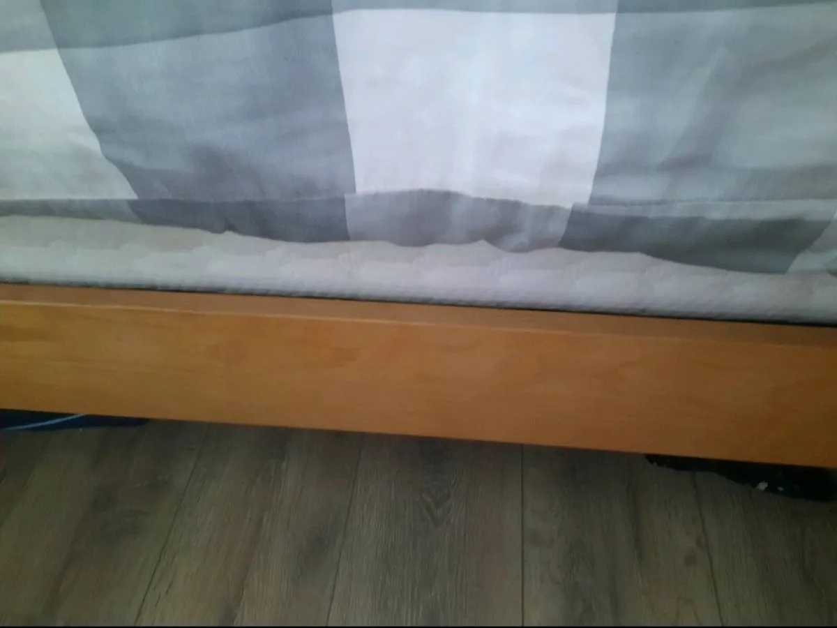 Single  bed - Image 3