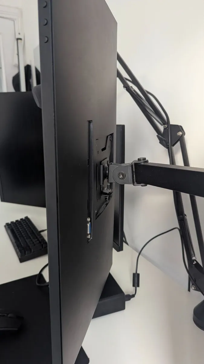 Huawei 24 inch monitor - Image 4