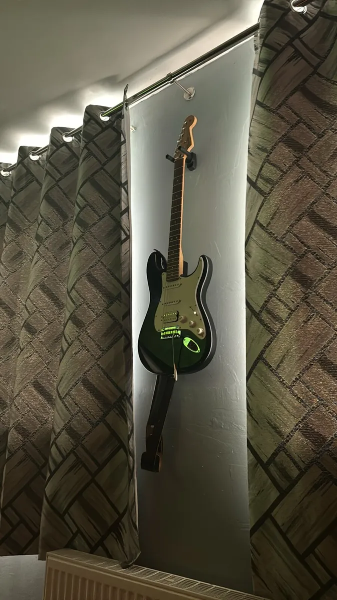 Fender Stratocaster Player series - Image 3