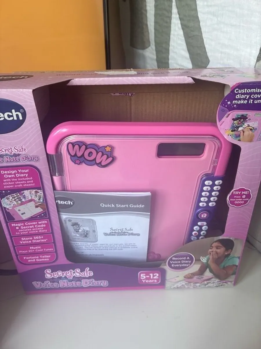 Voice diary and Bitzee ball - Image 1
