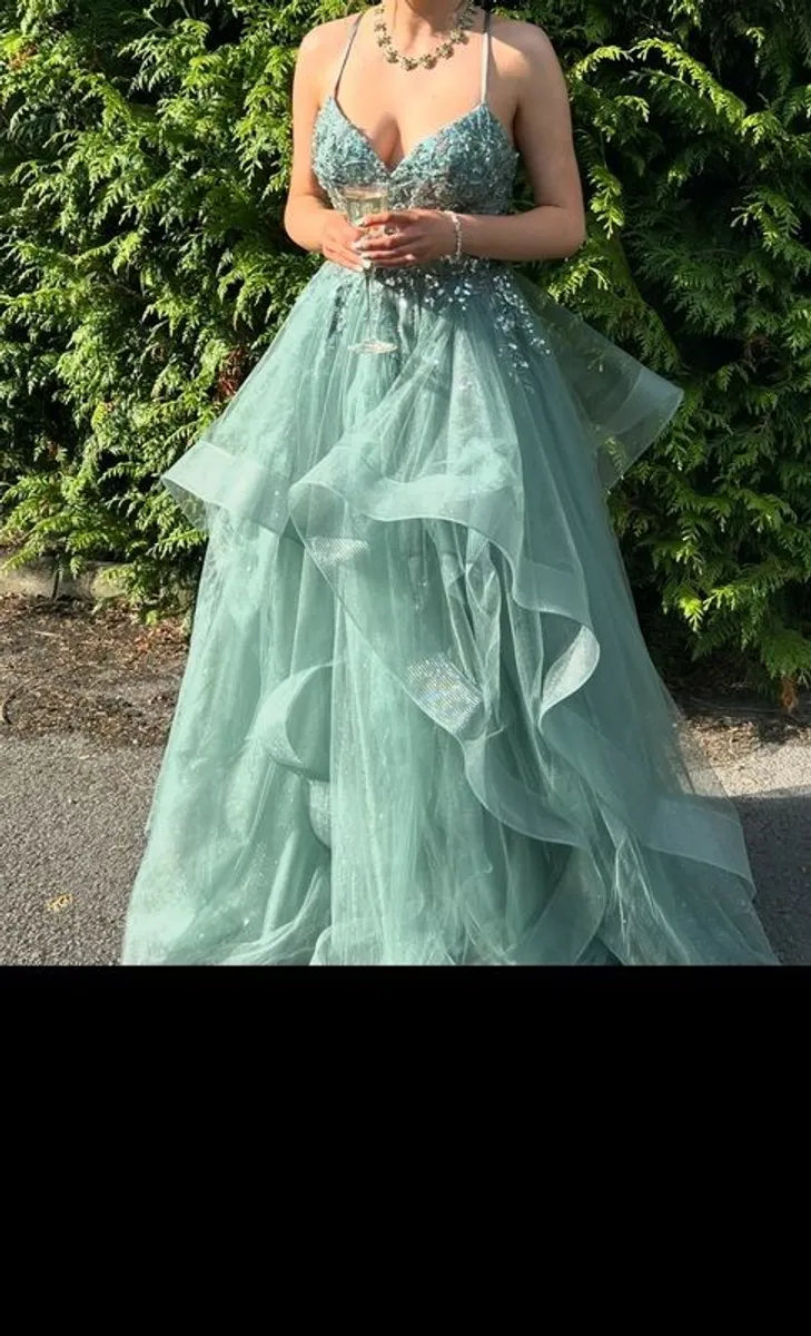 Beautiful Debs Dress - Image 2
