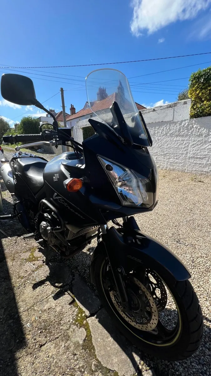 Suzuki 650 V-Strom 2008 - Image 2