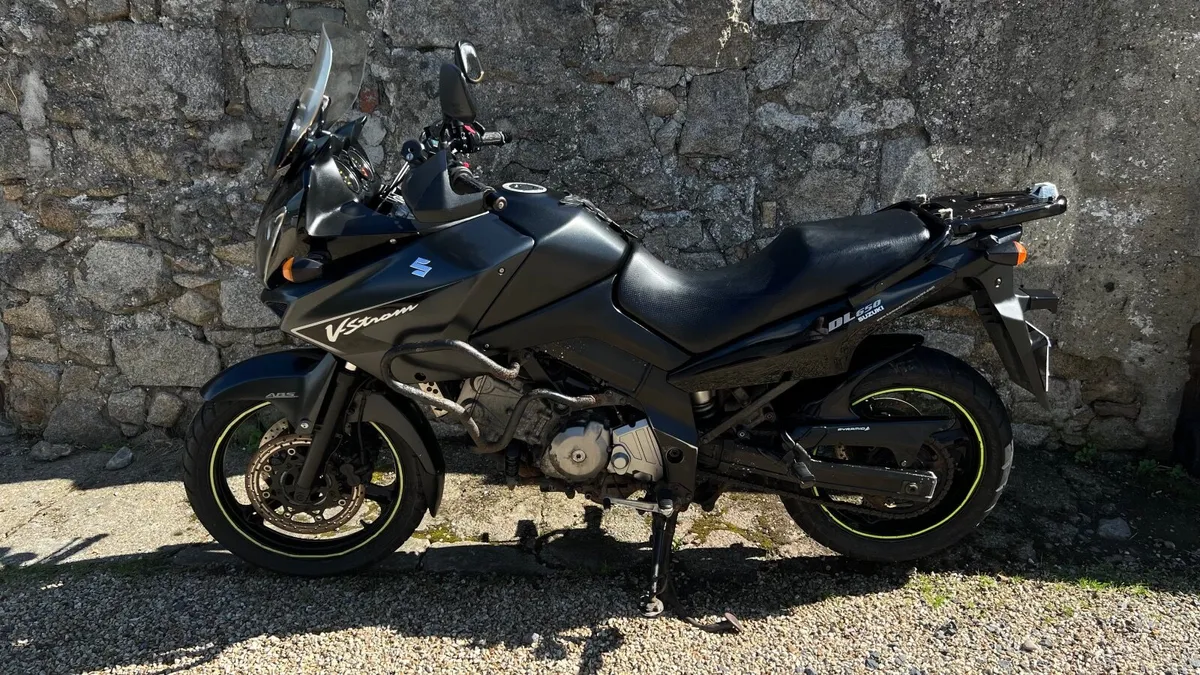 Suzuki 650 V-Strom 2008 - Image 1
