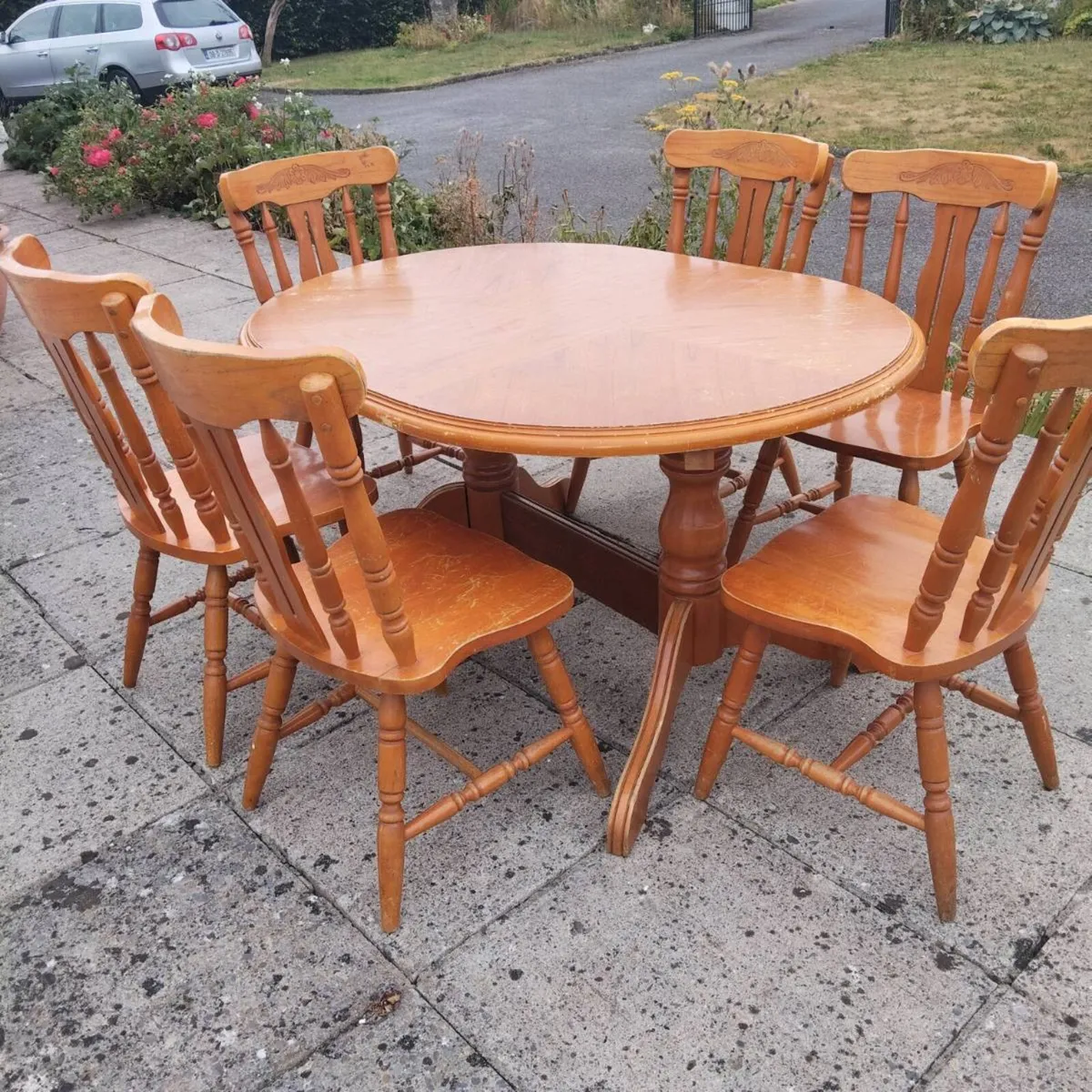 Table and 6 chairs- Kilkenny - Image 3