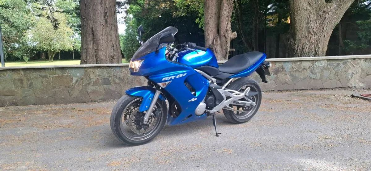 Kawasaki ER-6F , low mileage A2 35kw - Image 2
