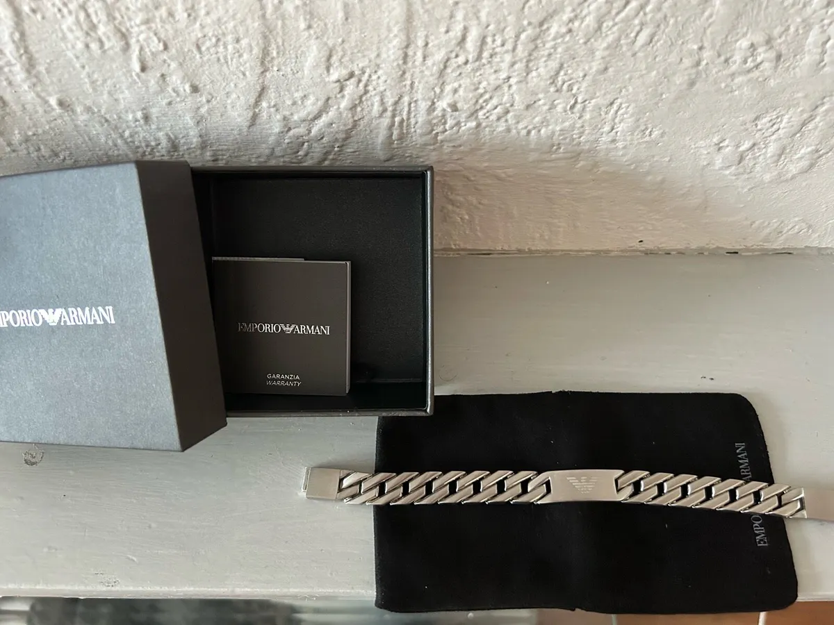 Watch & bracelet - Image 3