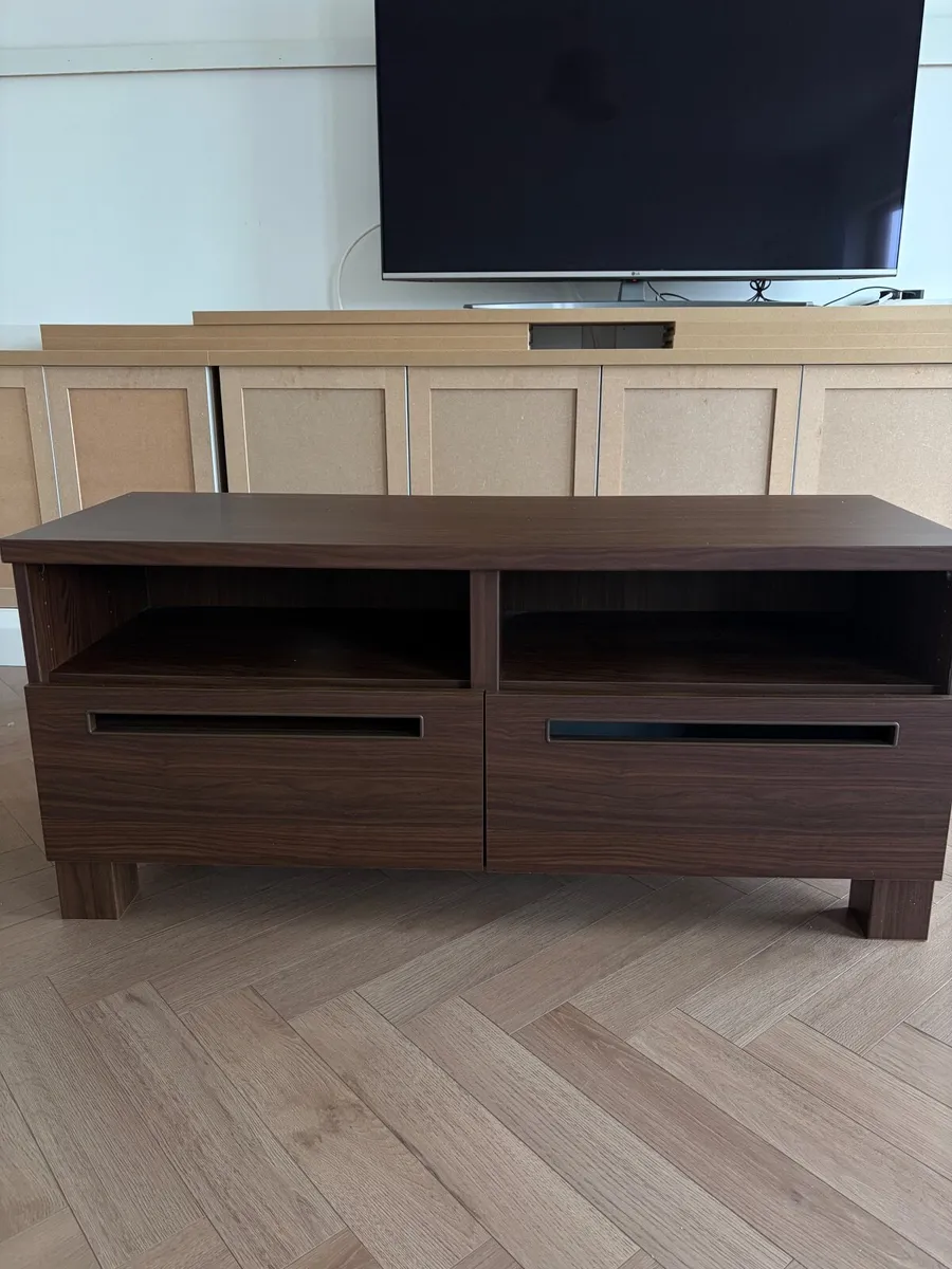 TV Unit - Image 2