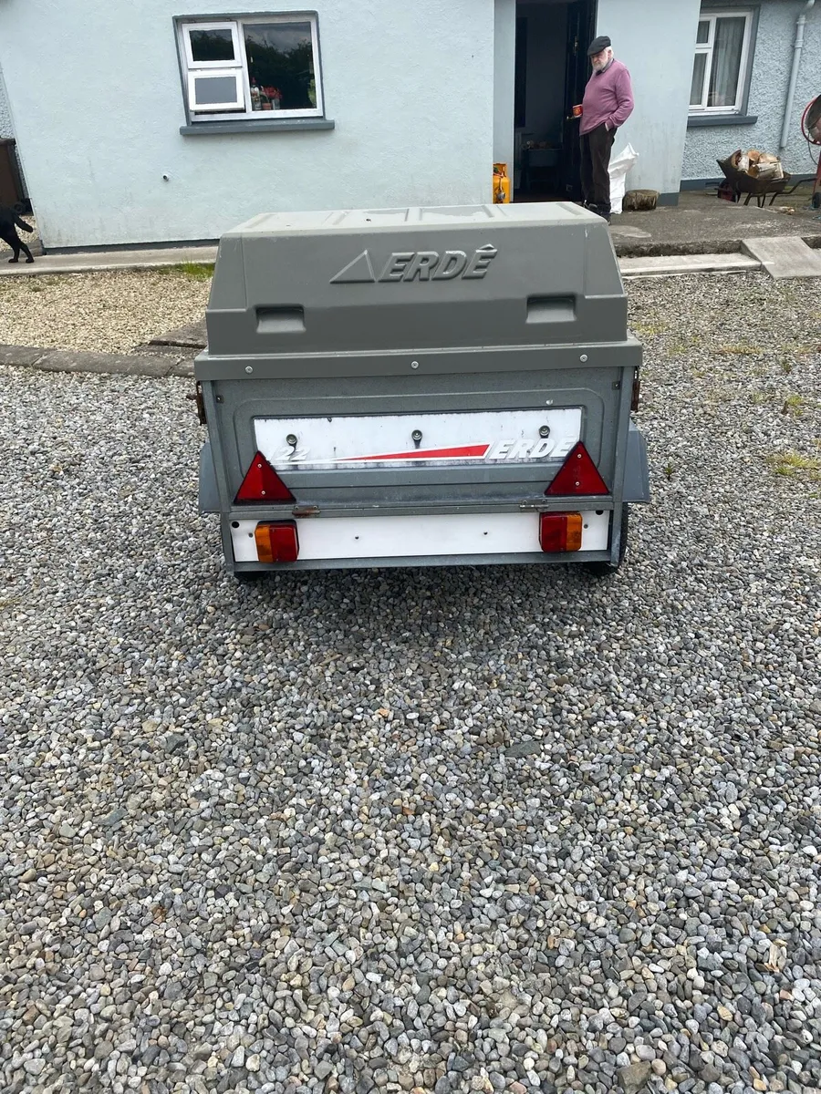 Erdé camping trailer - Image 2