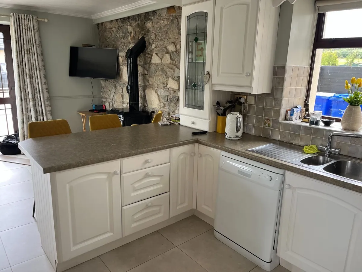Second Hand Kitchen - Image 1