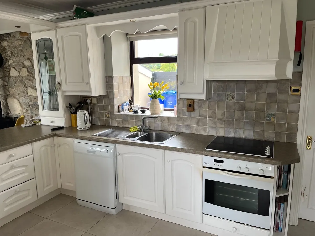 Second Hand Kitchen - Image 2