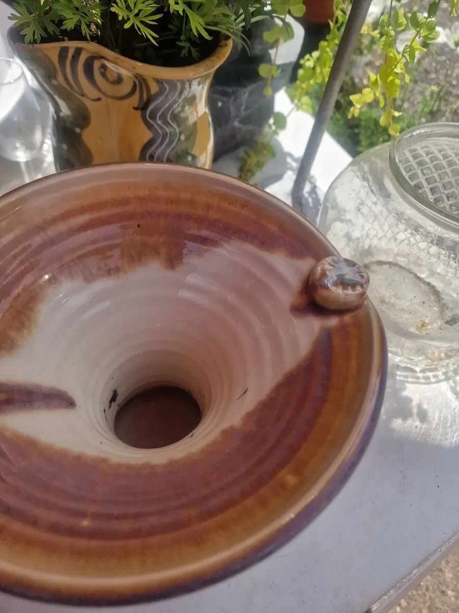 Castle Arch pottery. - Image 2
