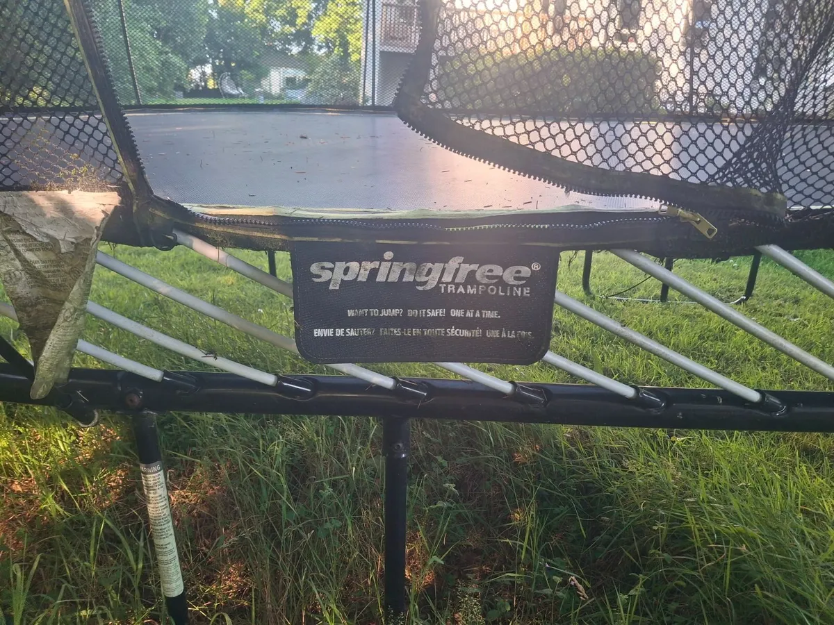 Springfree trampoline cheap - Image 2