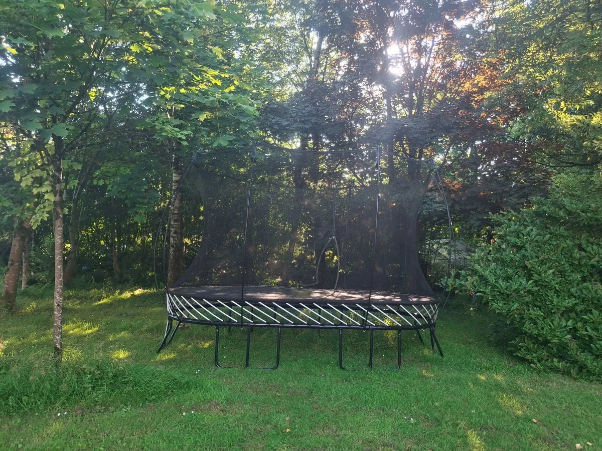 Springfree trampoline cheap - Image 1