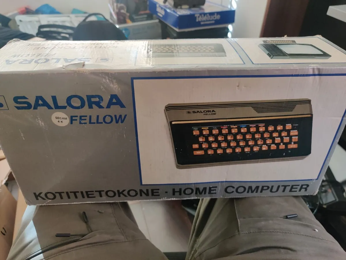 Vintage Micro Computer Bundle - Image 1