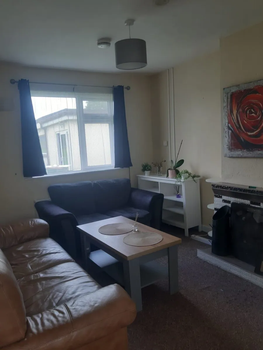 House to let near cork airport - Image 2