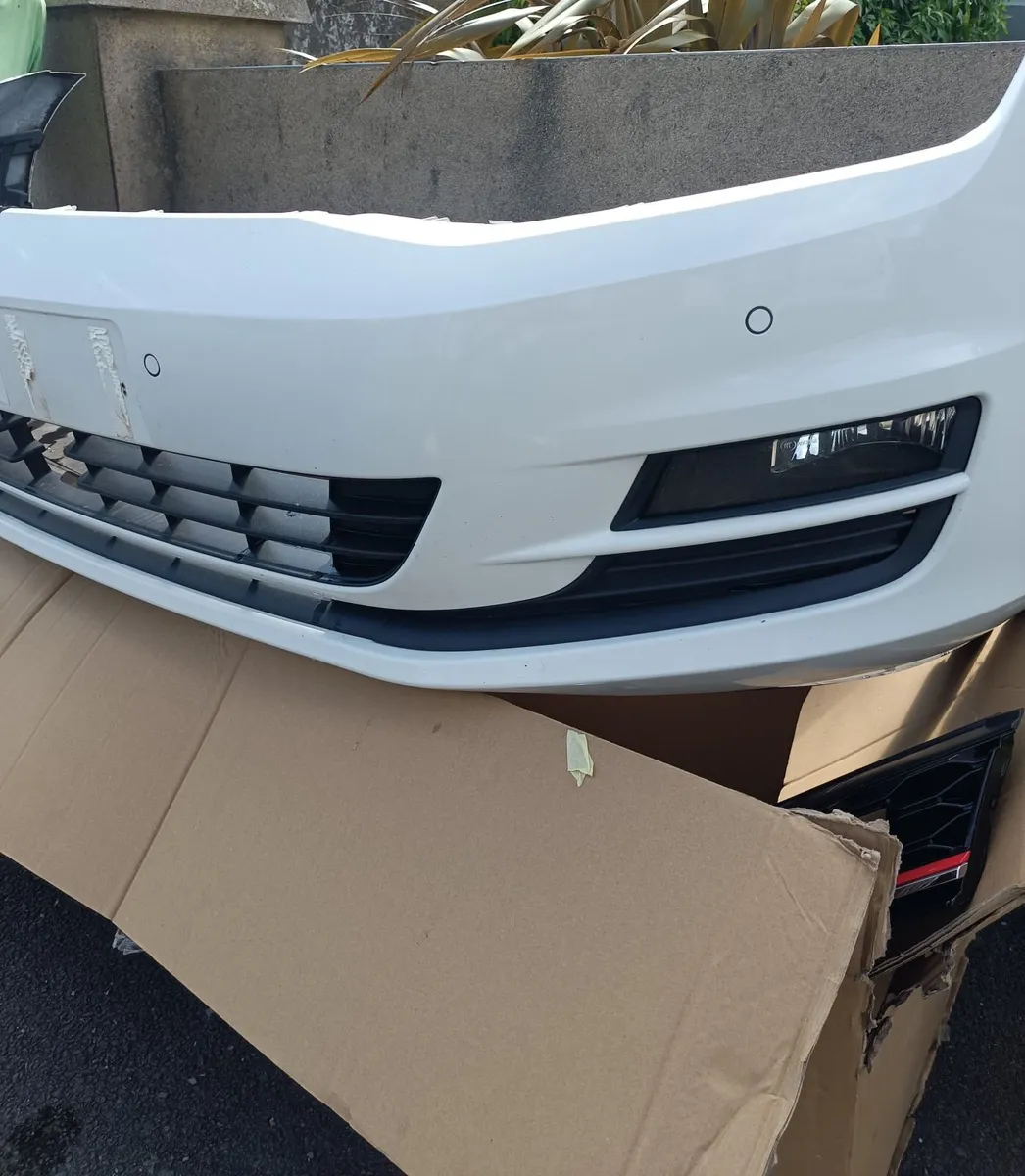 Volkswagen Golf 2015 MK 7 Front bumper - Image 4