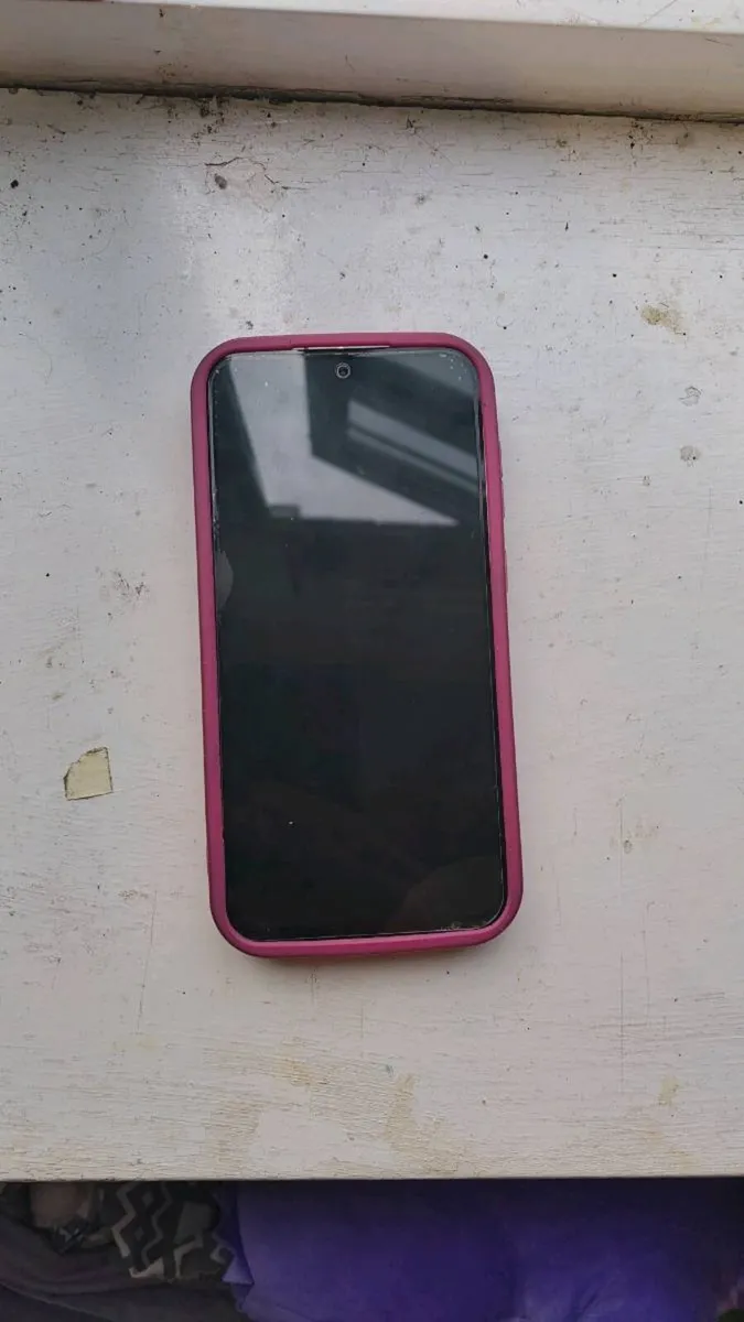 Samsung S23FE - Image 2