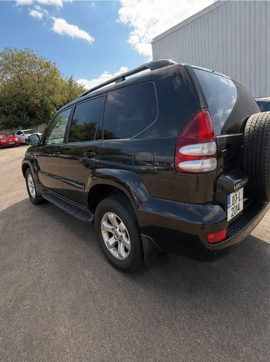 Toyota Land Cruiser 2007 - Image 2