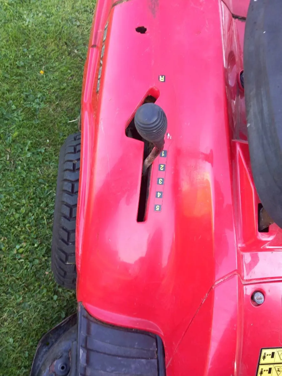 Ride on mower for sale - Image 4