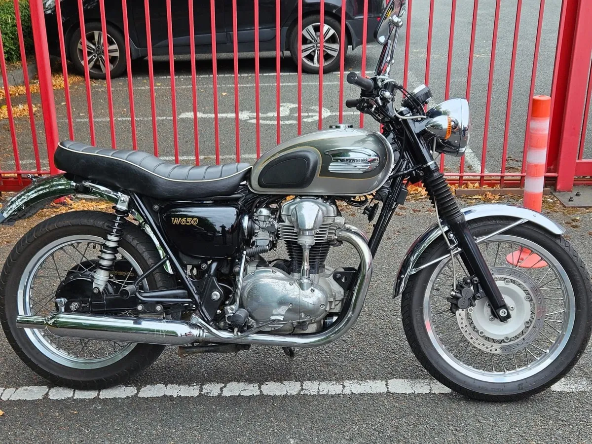 Kawasaki W650 - Image 1